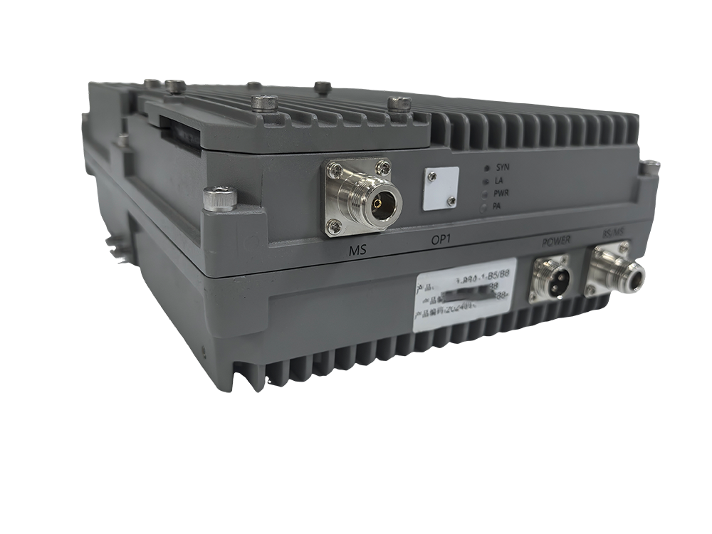  岢岚三频手机信号接收器2000㎡